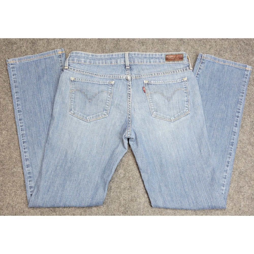 Levis Jeans Womens 28x32 Blue Denim Casual Flat Front Regular Fit Straight Leg